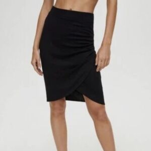 Aritzia Wilfred Free Black Women's Pencil Skirt Ruched Side Tulip Hem